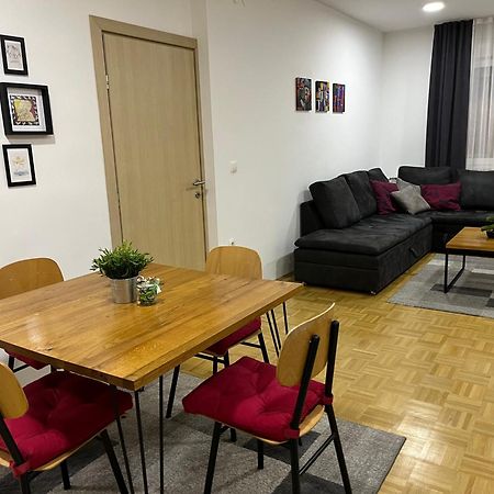 Ðakovo For5 아파트 외부 사진